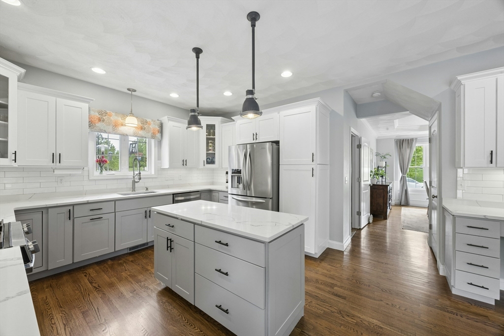12 Forbes Road Hudson, MA 01749 - Photo 18 of 40