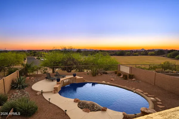 $670,000 | 3055 North Red Mountain, Unit 168, Mesa, AZ 85207