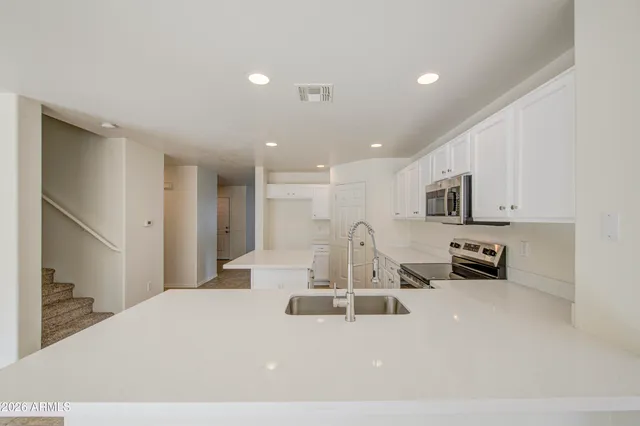 $350,000 | 21083 East Prospector Place, Red Rock, AZ 85145