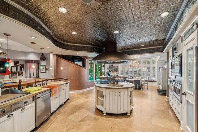 $1,495,000 | 8846 Merrimoor Boulevard East, Seminole, FL 33777