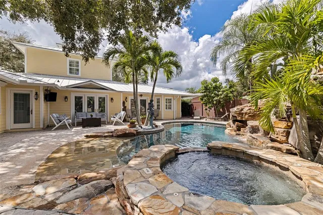$1,495,000 | 8846 Merrimoor Boulevard East, Seminole, FL 33777