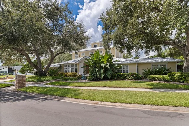 $1,495,000 | 8846 Merrimoor Boulevard East, Seminole, FL 33777