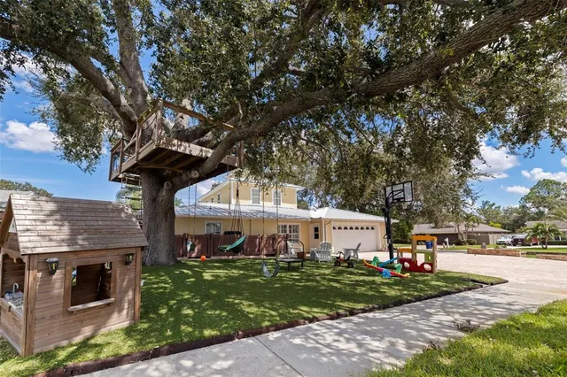 $1,495,000 | 8846 Merrimoor Boulevard East, Seminole, FL 33777