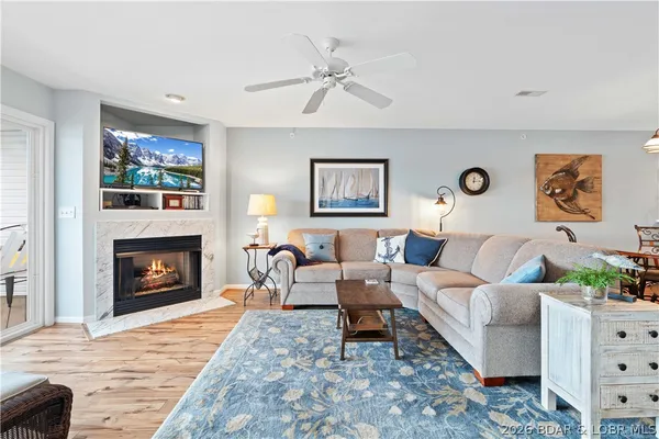 $259,000 | 194 Park Pl Lane, Unit 3C, Kaiser, MO 65047