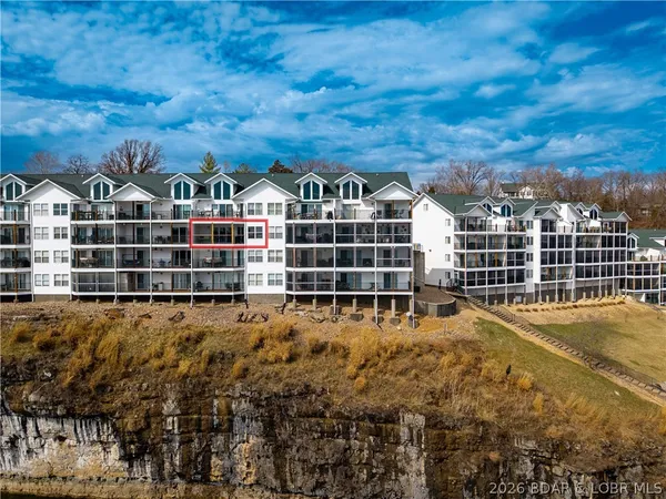 $265,000 | 194 Park Pl Lane, Unit 3C, Kaiser, MO 65047