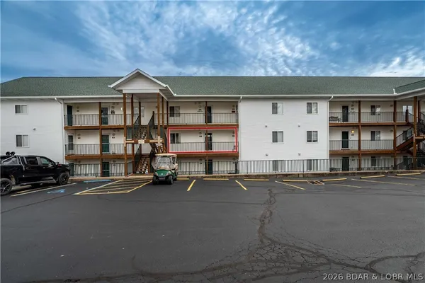 $265,000 | 194 Park Pl Lane, Unit 3C, Kaiser, MO 65047