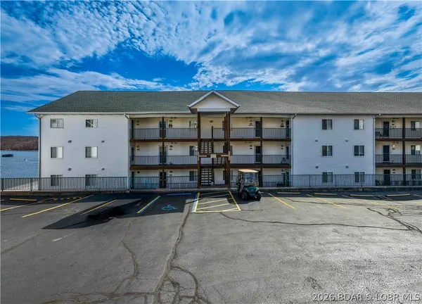 $259,000 | 194 Park Pl Lane, Unit 3C, Kaiser, MO 65047