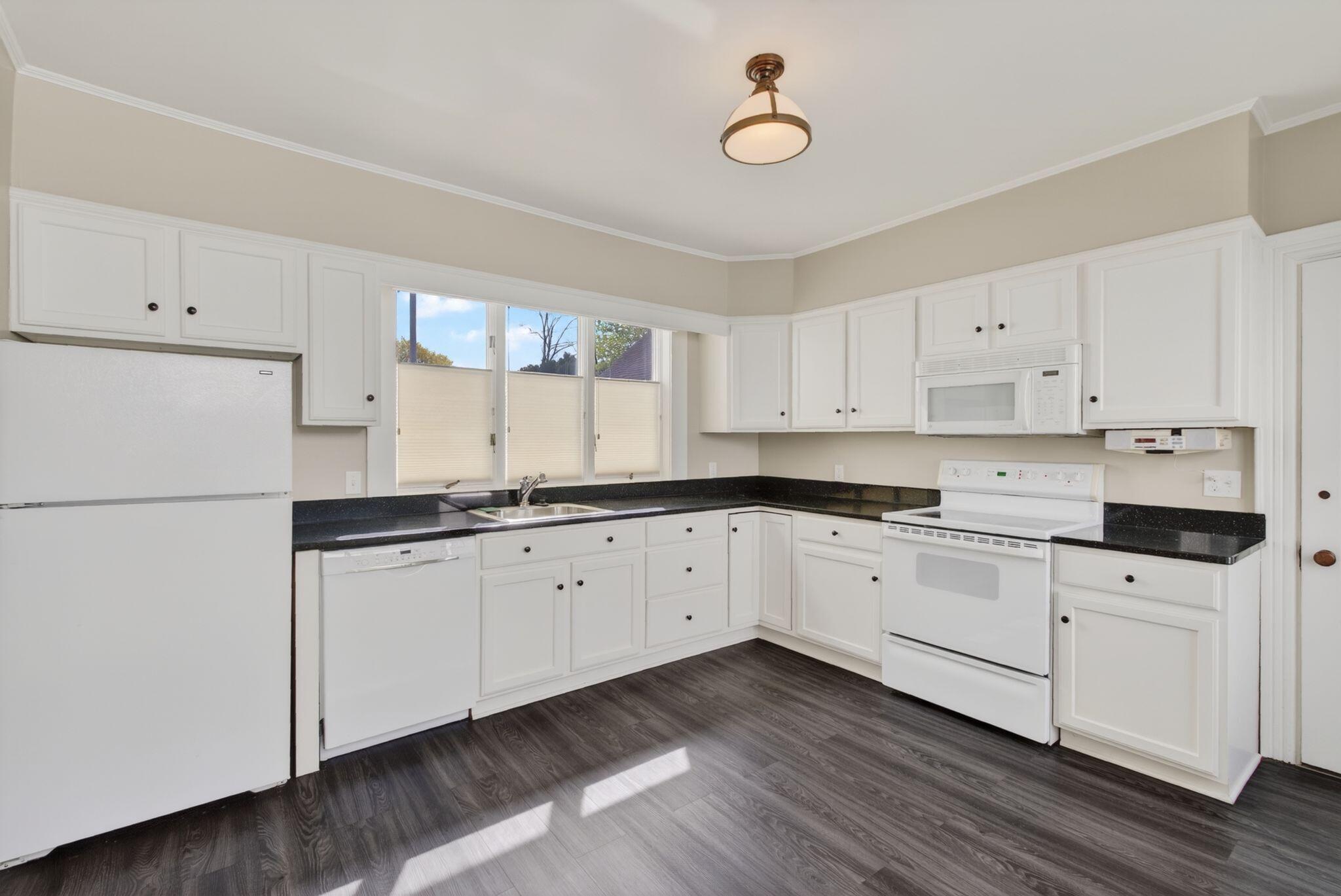 997 Washington Street Bath, ME 04530 - Photo 61 of 72 52_DSC01147