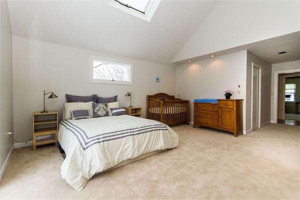 112 Ridge Avenue Newton, MA 02459 - Photo 8 of 15