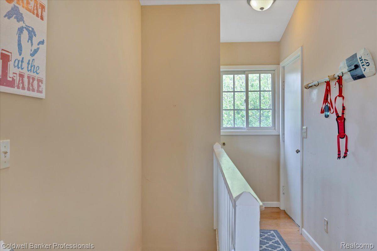 798 Gravel Ridge Road Leonard, MI 48367 - Photo 29 of 48 Gallery Image 29