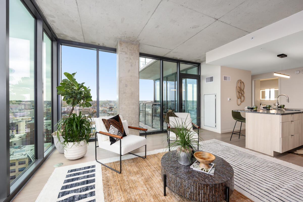 144 Oakes Street Southwest, Unit 1409 Grand Rapids, MI 49503 - Photo 17 of 66 IMG_1014