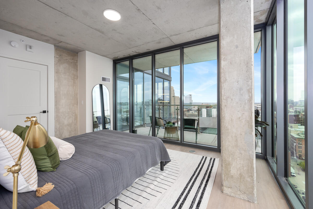 144 Oakes Street Southwest, Unit 1409 Grand Rapids, MI 49503 - Photo 34 of 66 IMG_1031