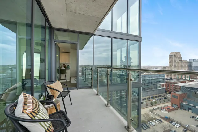 $3,070 | 144 Oakes Street Southwest, Unit 1409, Grand Rapids, MI 49503