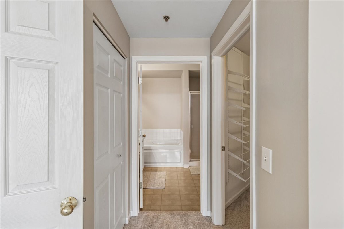 3100 Town Square Drive, Unit 308 Rolling Meadows, IL 60008 - Photo 9 of 20