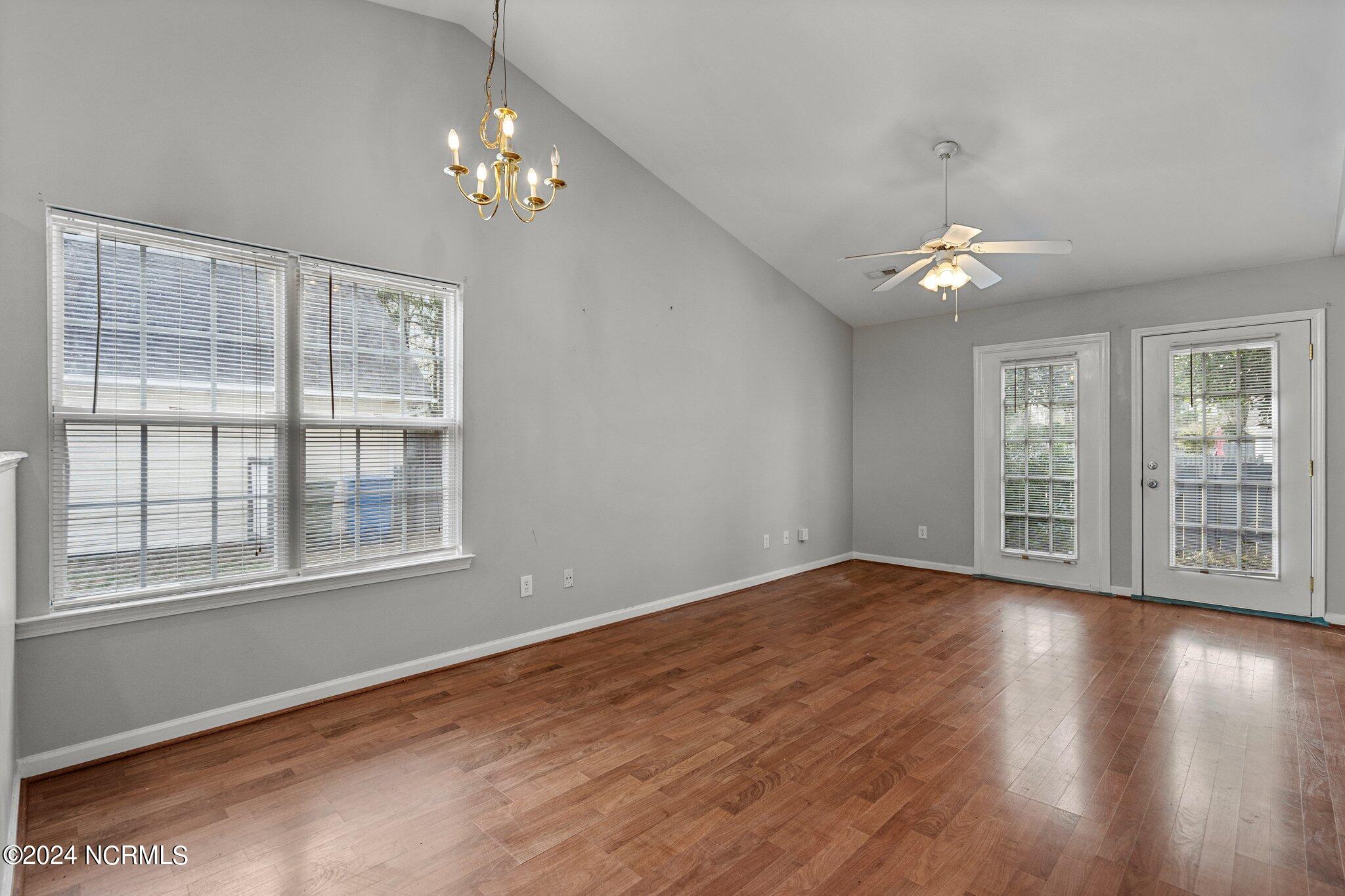 337 St Rosea Road Wilmington, NC 28405 - Photo 8 of 31 17-web-or-mls-DSC02296