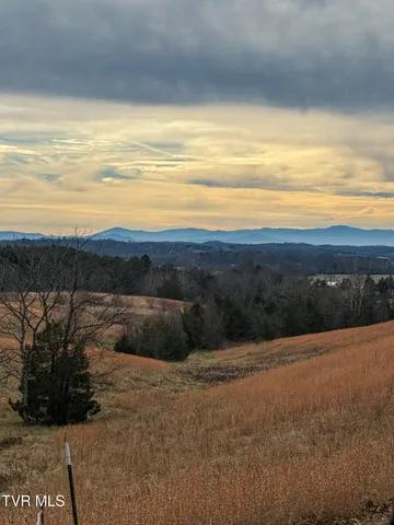 $275,000 | 1255 Carpenters Chapel Road, Mosheim, TN 37818