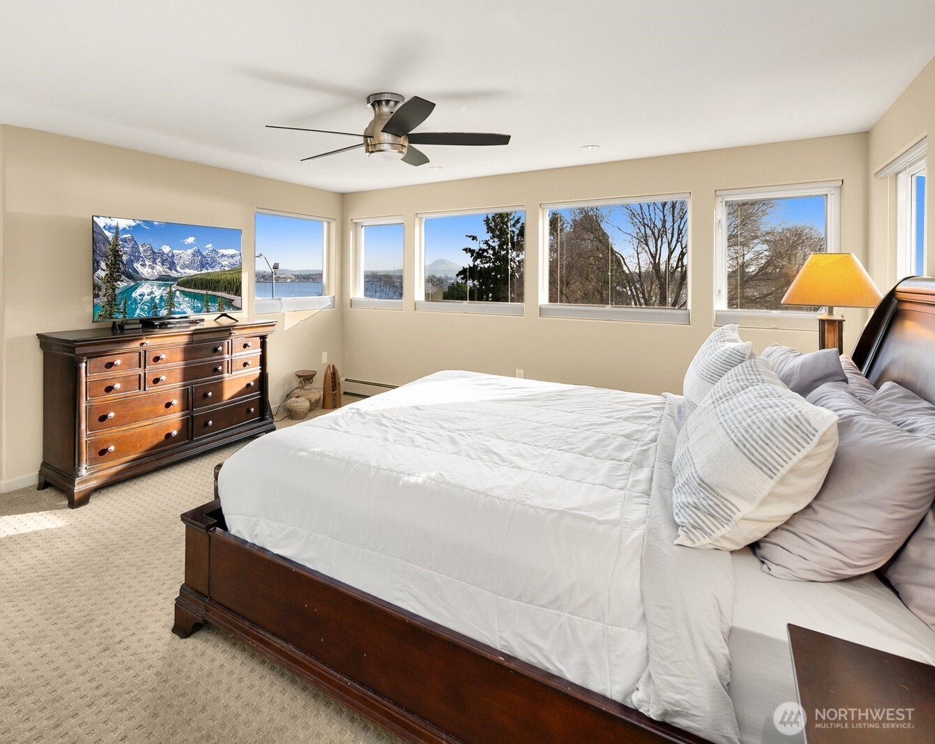 1500 Magnolia Way West Seattle, WA 98199 - Photo 15 of 35