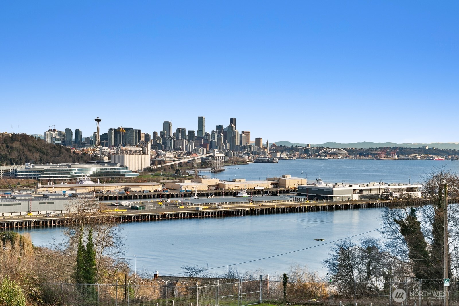 1500 Magnolia Way West Seattle, WA 98199 - Photo 3 of 35