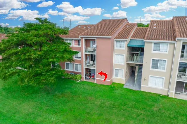 $2,650 | 7824 Sonoma Springs Circle, Unit 110, Lake Worth, FL 33463