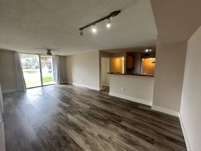 $2,650 | 7824 Sonoma Springs Circle, Unit 110, Lake Worth, FL 33463