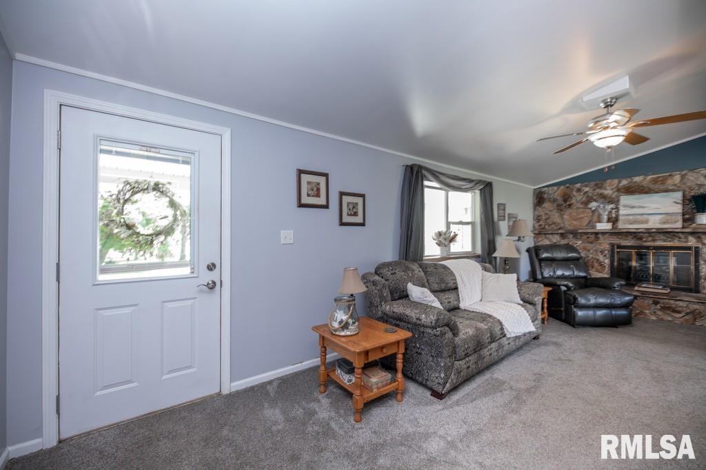 18519 Main Street Trivoli, IL 61569 - Photo 9 of 42