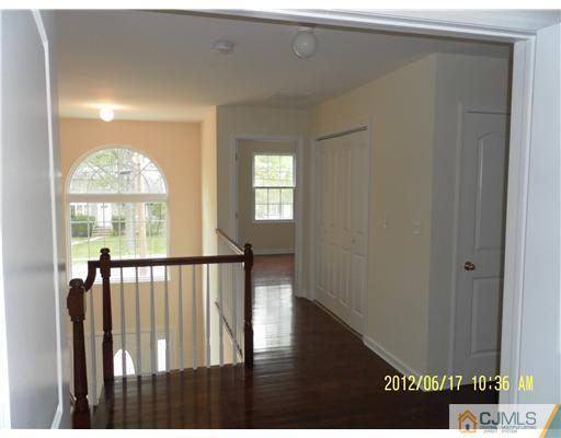 142 Oxford Road Colonia, NJ 07067 - Photo 11 of 11 Gallery Image 11
