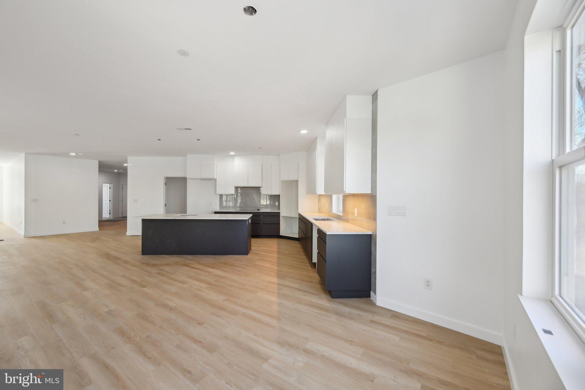 8325 Grove Angle Road Ellicott City, MD 21043 - Photo 16 of 57