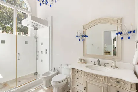 $3,395,000 | 31 Rolling Hill Court West, Sag Harbor, NY 11963