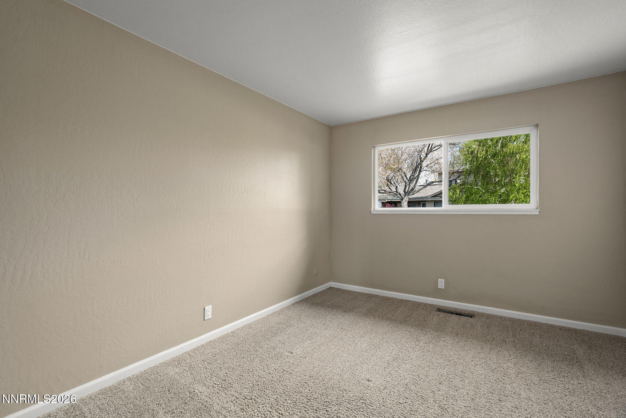 875 Montana Drive Reno, NV 89503 - Photo 12 of 21 12-web-or-mls-_DSC2029