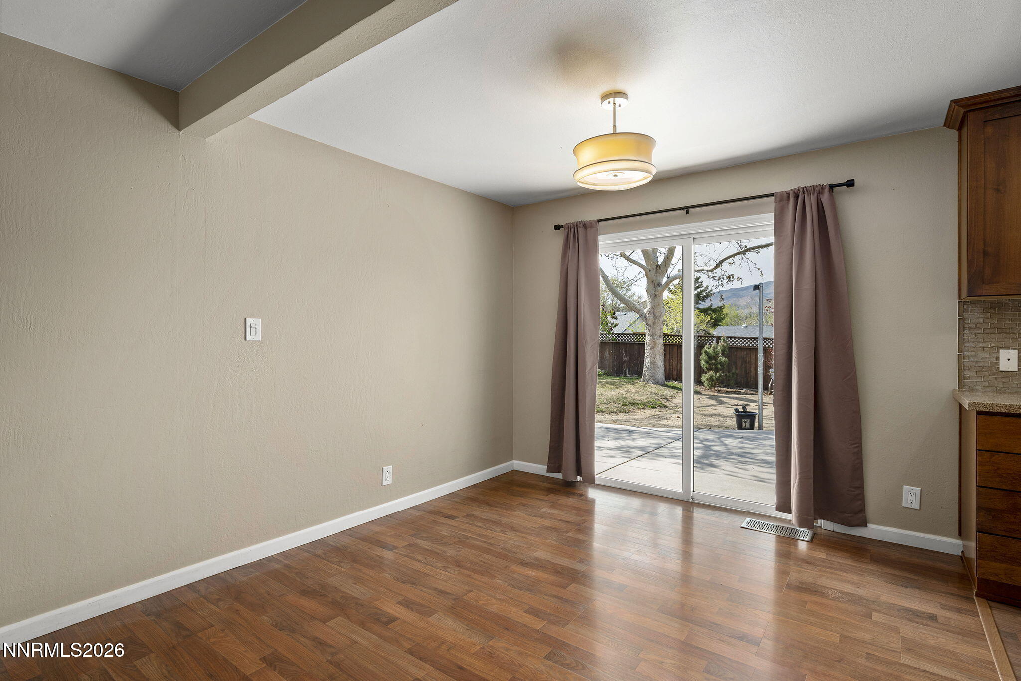 875 Montana Drive Reno, NV 89503 - Photo 6 of 21 6-web-or-mls-_DSC1990