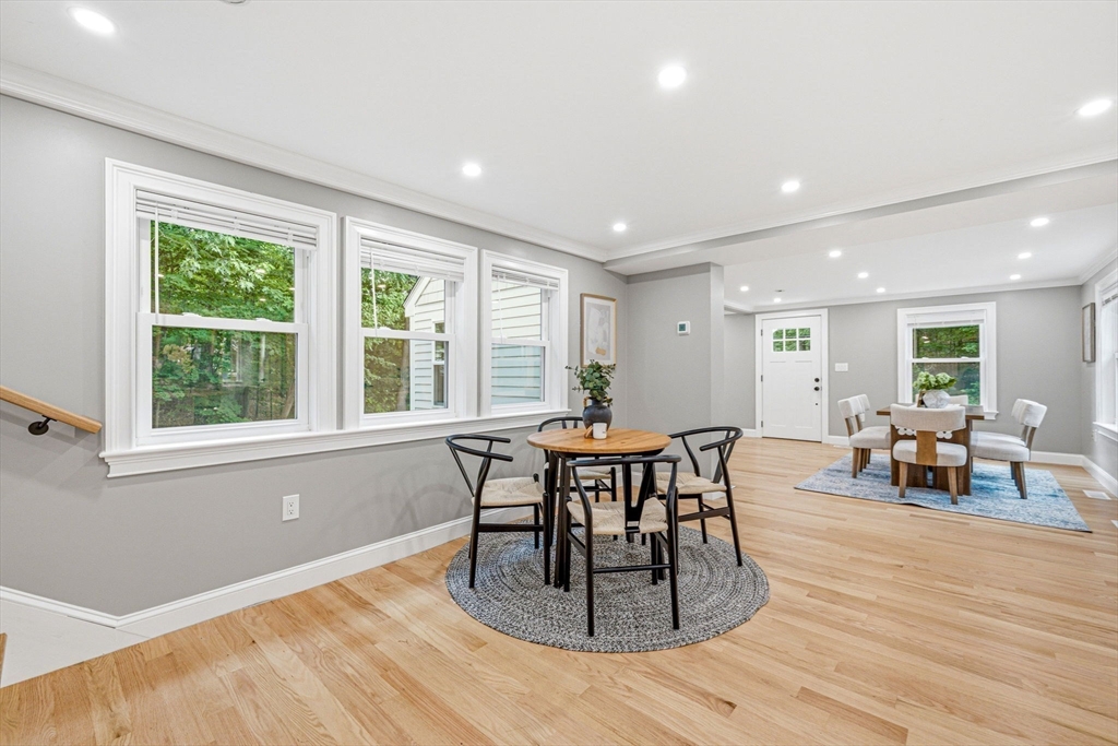 63 Russell Road Wellesley, MA 02482 - Photo 10 of 42