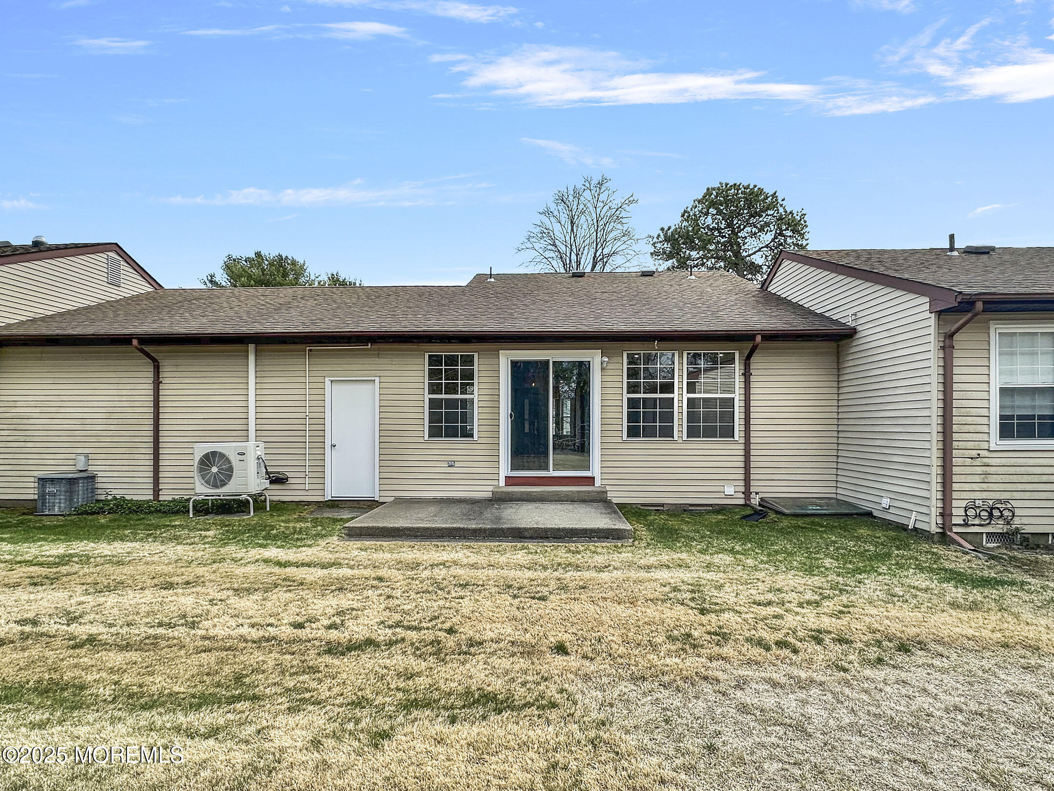 15D Alpine Road, Unit C Whiting, NJ 08759 - Photo 30 of 36 a view of a house with backyard and garden