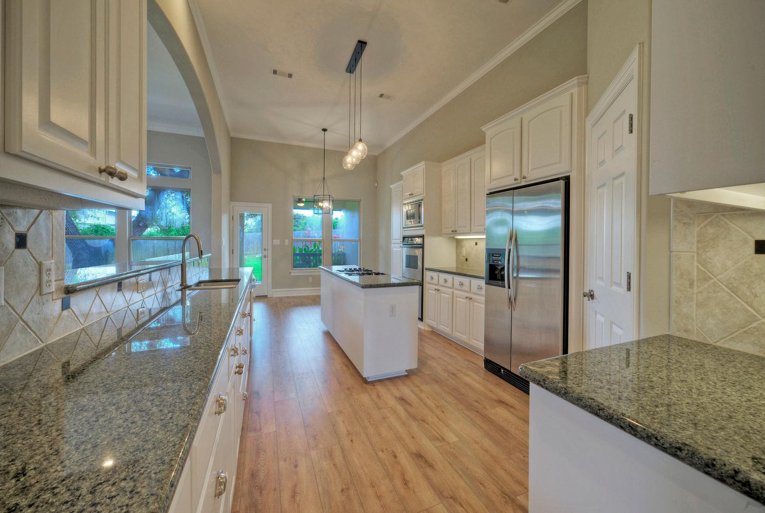 12012 Uplands Ridge Drive Bee Cave, TX 78738 - Photo 15 of 39