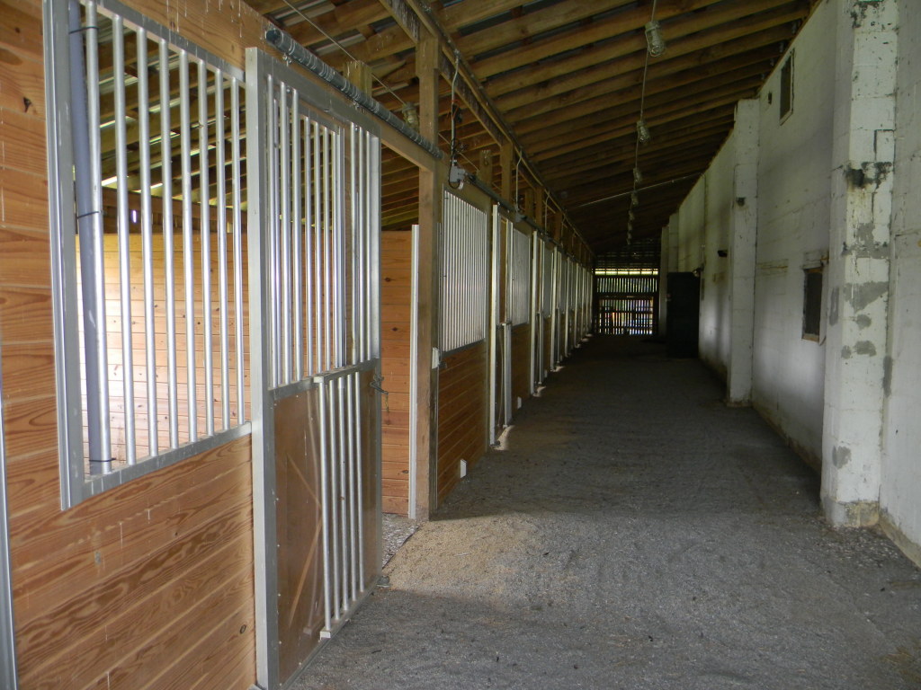 5222 Blacksburg Road Troutville, VA 24175 - Photo 26 of 38 a view of entryway