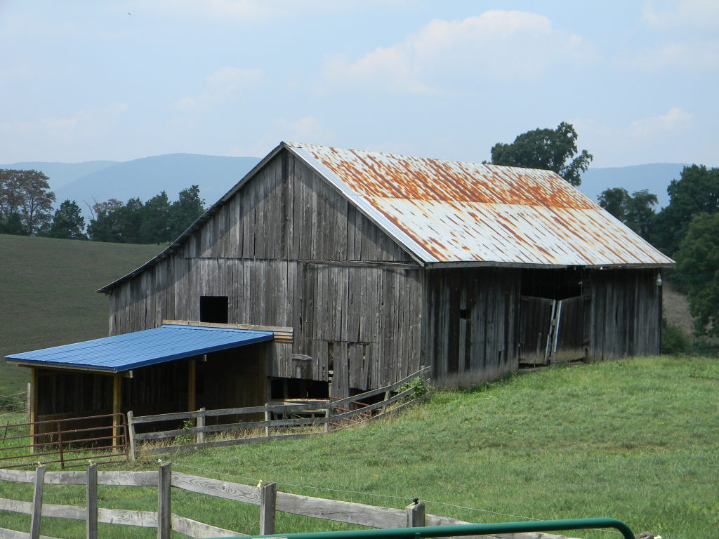 5222 Blacksburg Road Troutville, VA 24175 - Photo 36 of 38 a backyard of a house with table and chairs