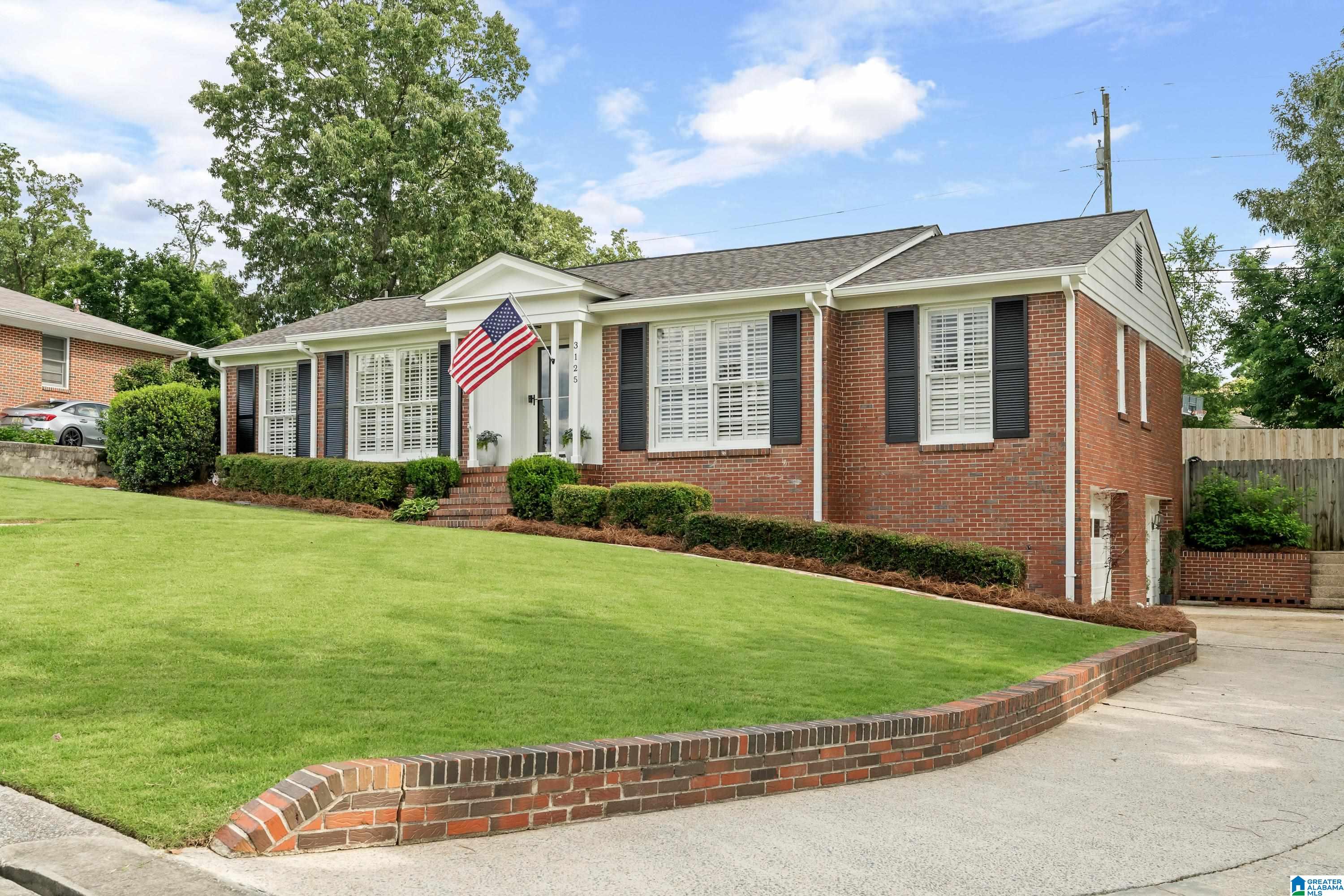3125 Dolly Ridge Drive Birmingham, AL 35243 - Photo 3 of 52