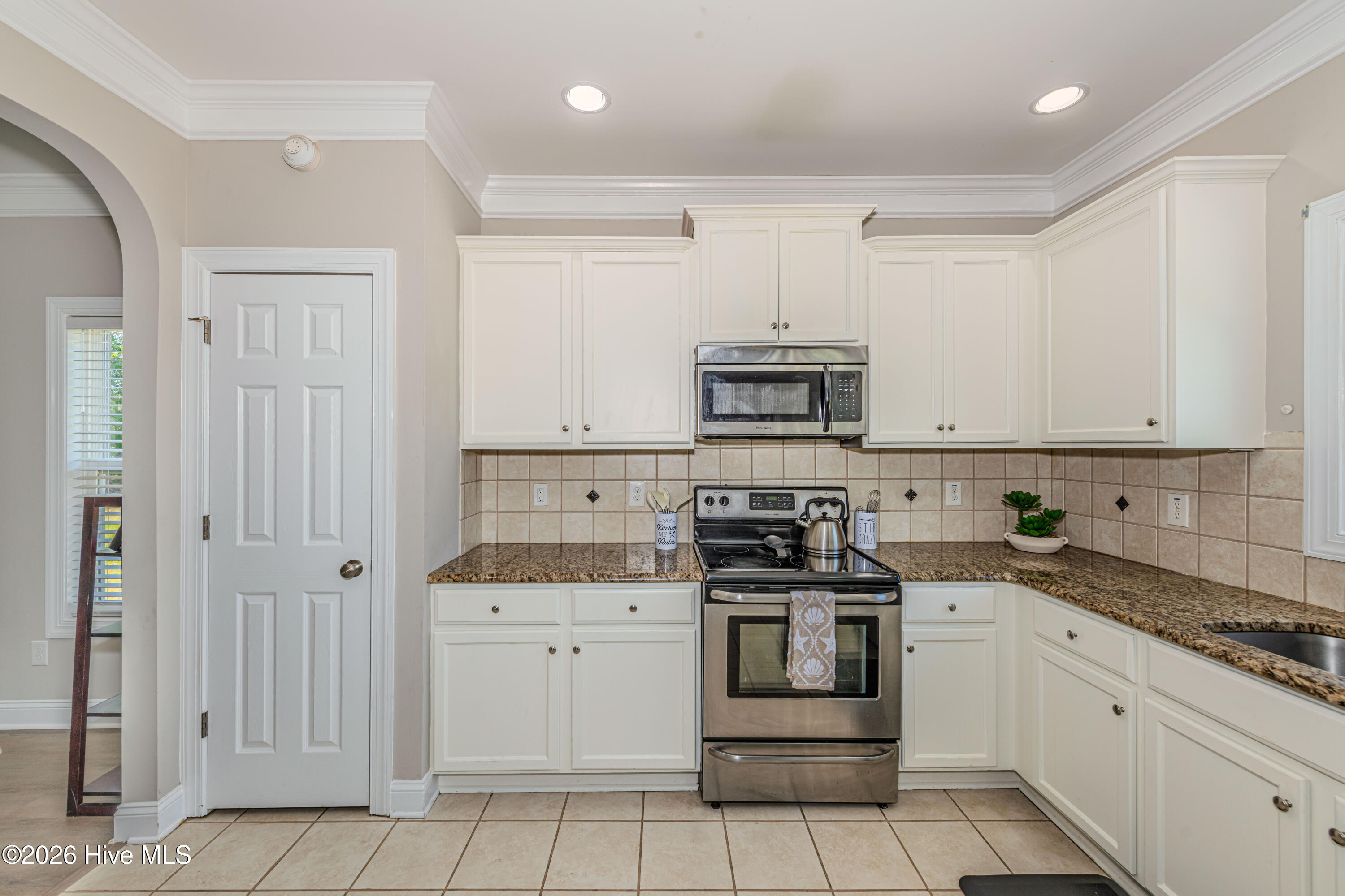 673 Morris Landing Road Holly Ridge, NC 28445 - Photo 31 of 125 Kitchen