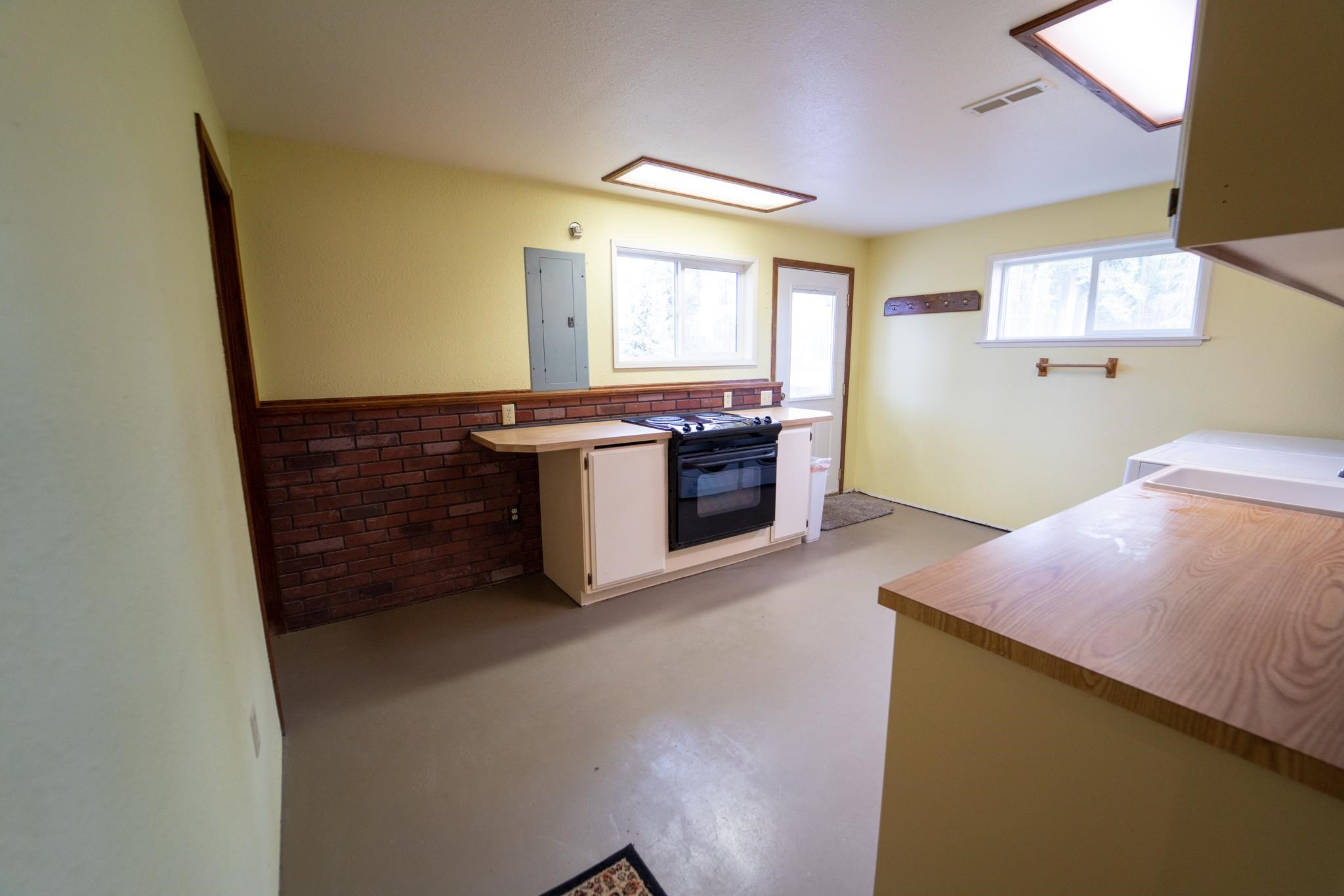 343 B Hotchkiss Road Colville, WA 99114 - Photo 29 of 44 Gallery Image 29
