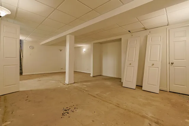 a view of a partially built entryway