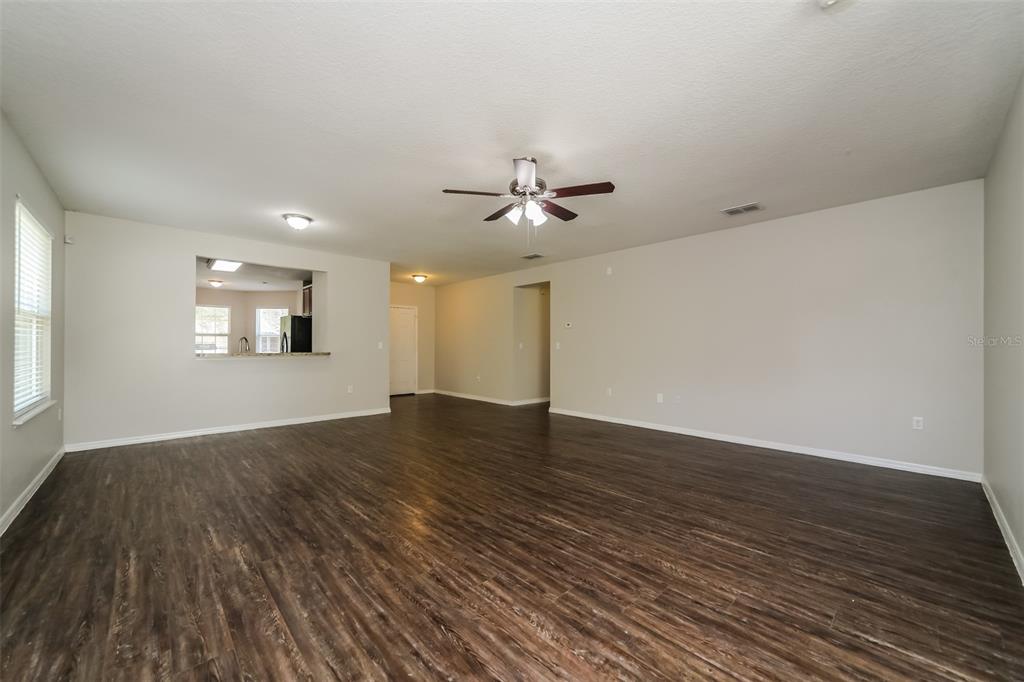 1580 Tamarind Road Davenport, FL 33896 - Photo 4 of 16