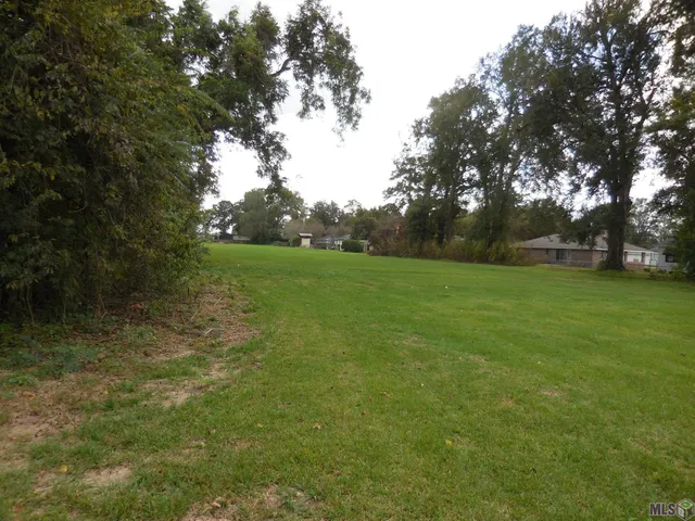 $57,000 | 609 West End Drive, New Roads, LA 70760