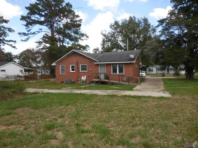 $57,000 | 609 West End Drive, New Roads, LA 70760
