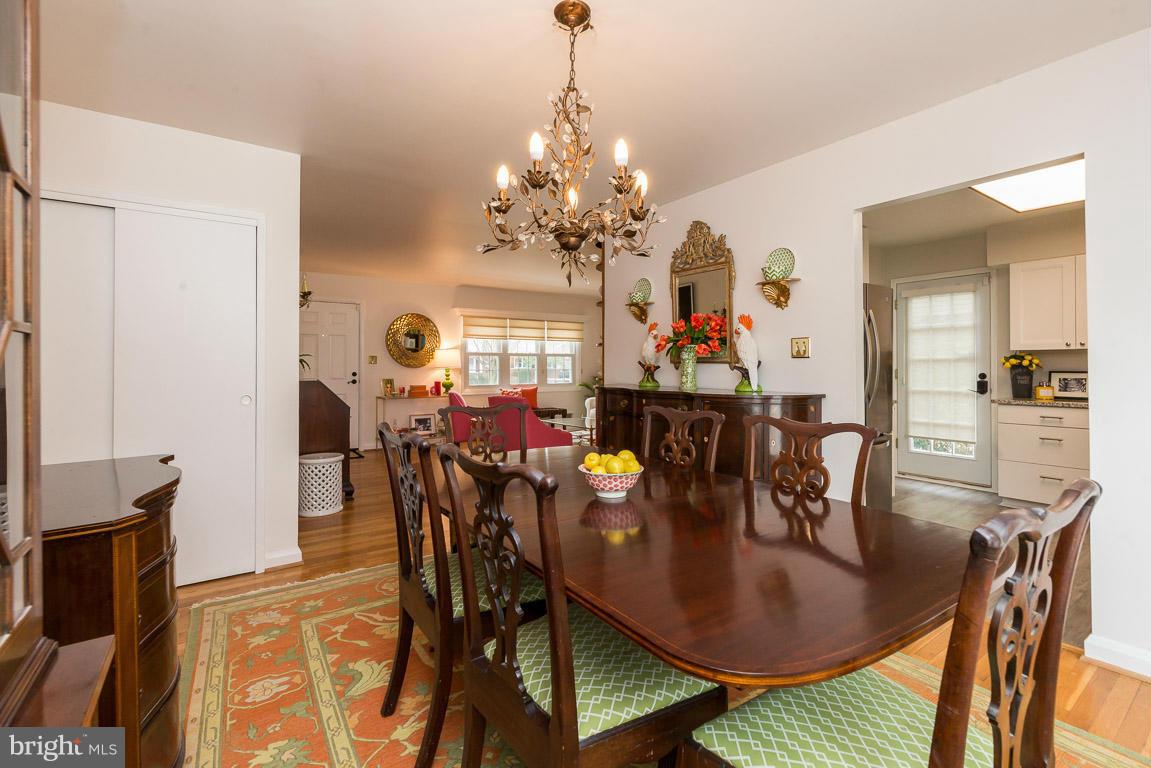 200 Burning Tree Road Lutherville-Timonium, MD 21093 - Photo 8 of 30 Dining Room