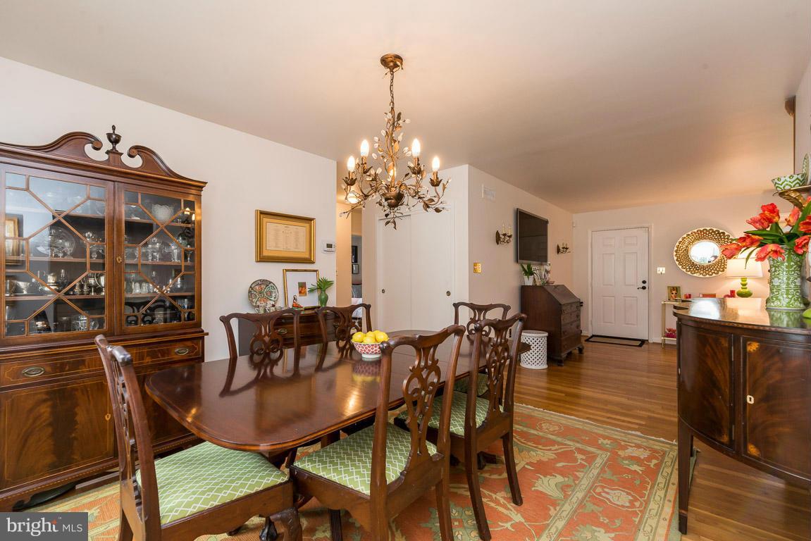 200 Burning Tree Road Lutherville-Timonium, MD 21093 - Photo 10 of 30 Dining Room