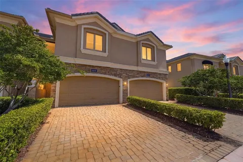 $689,000 | 615 Saxony Boulevard, St. Petersburg, FL 33716