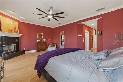 $689,000 | 615 Saxony Boulevard, St. Petersburg, FL 33716