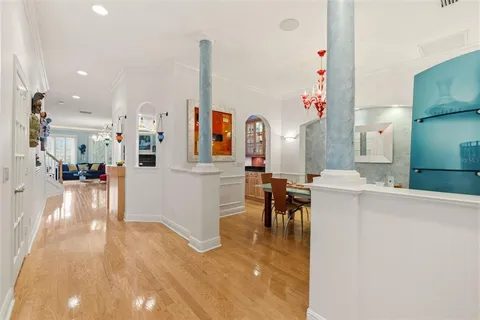 $689,000 | 615 Saxony Boulevard, St. Petersburg, FL 33716
