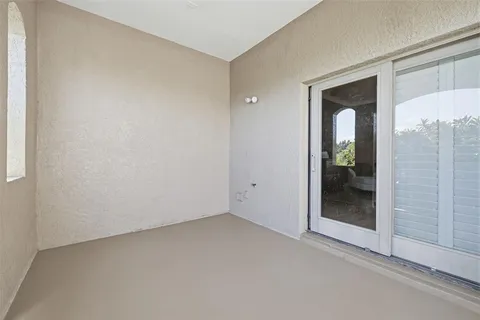 $689,000 | 615 Saxony Boulevard, St. Petersburg, FL 33716