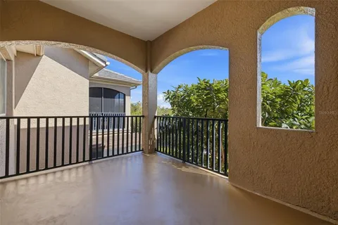 $689,000 | 615 Saxony Boulevard, St. Petersburg, FL 33716