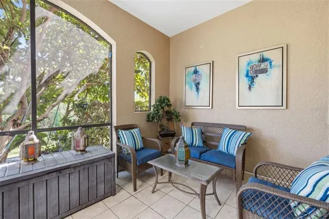 $689,000 | 615 Saxony Boulevard, St. Petersburg, FL 33716